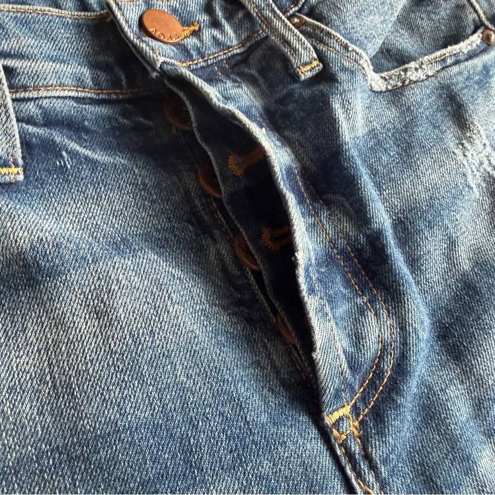 Alice + Olivia High Rise Girlfriend Jeans Studded Cuff Size 27 - Picture 6 of 15